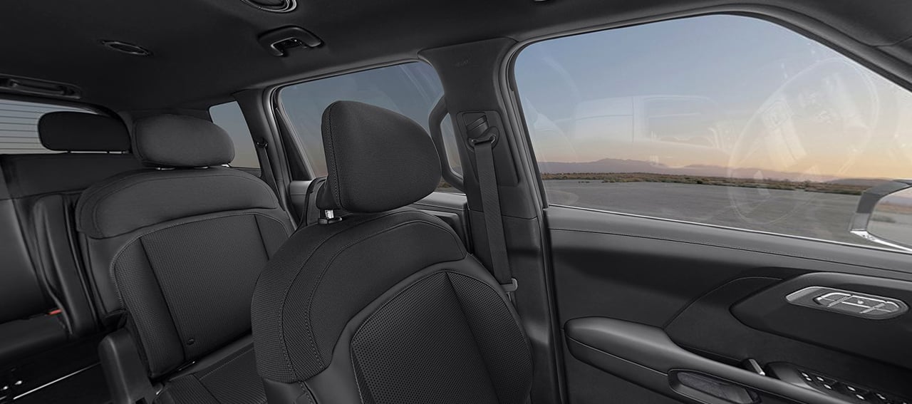 Black SynTex & Cloth Seat Trim