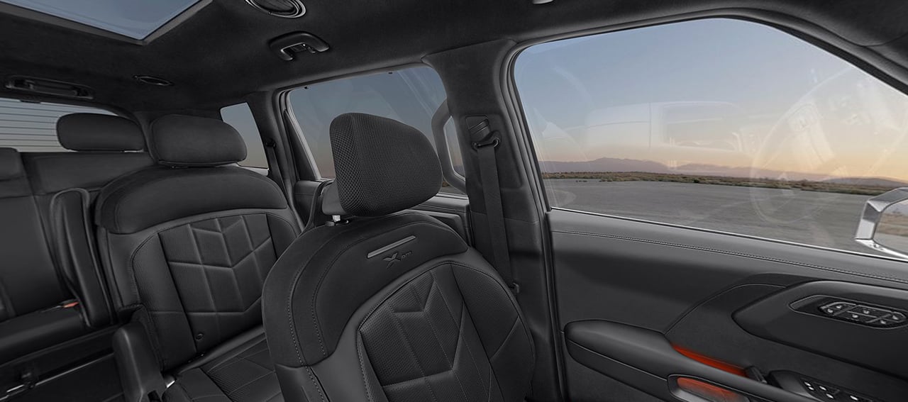 Black SynTex & SynTex Suede Seat Trim